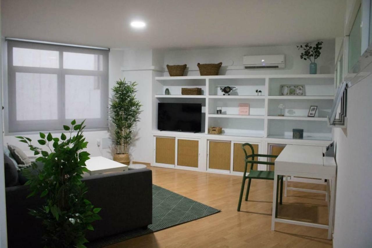 Apartamento Reyes Catolicos Leilighet Almería Eksteriør bilde