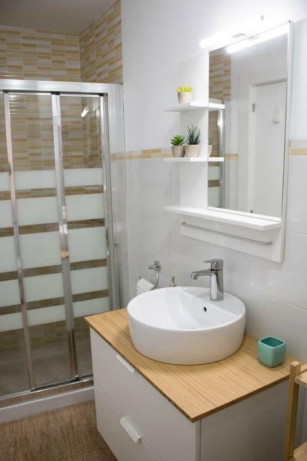 Apartamento Reyes Catolicos Leilighet Almería Eksteriør bilde