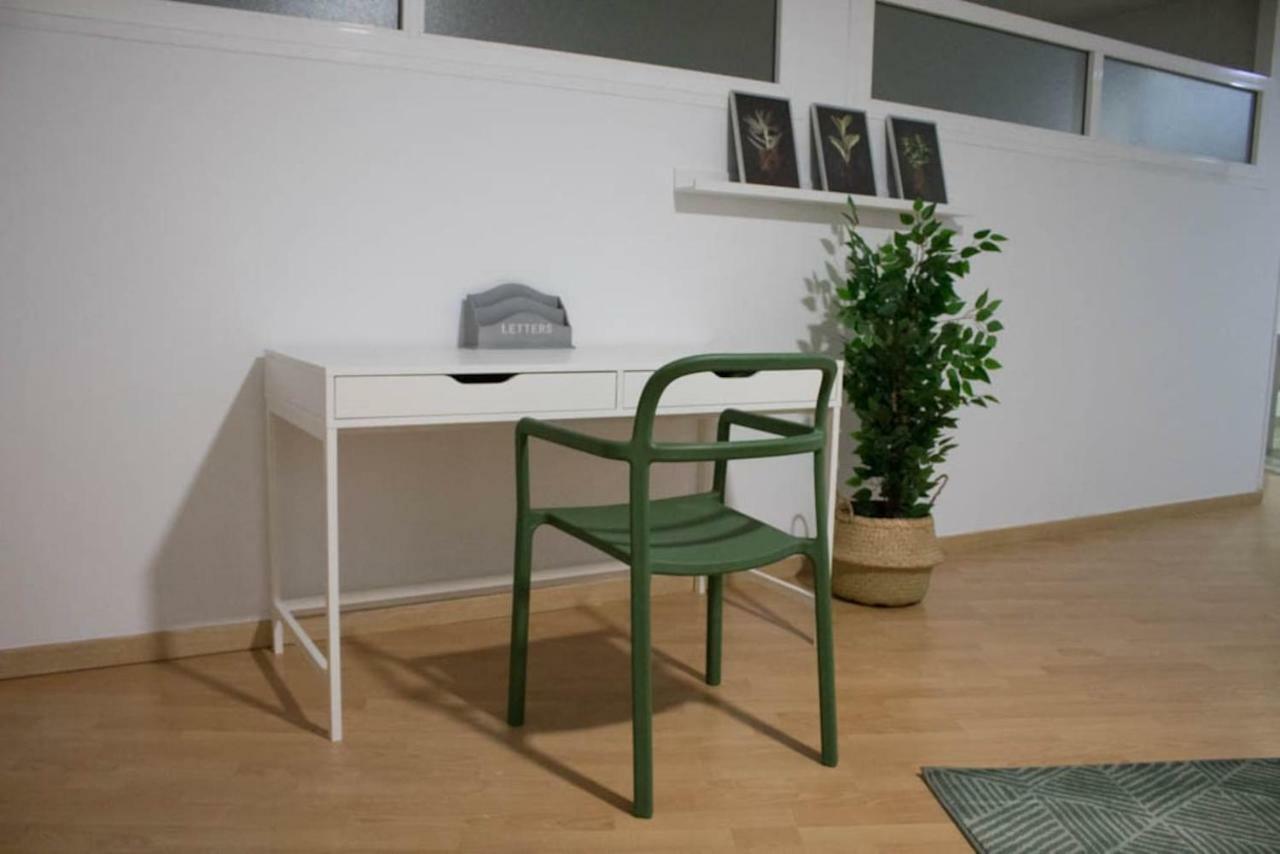 Apartamento Reyes Catolicos Leilighet Almería Eksteriør bilde
